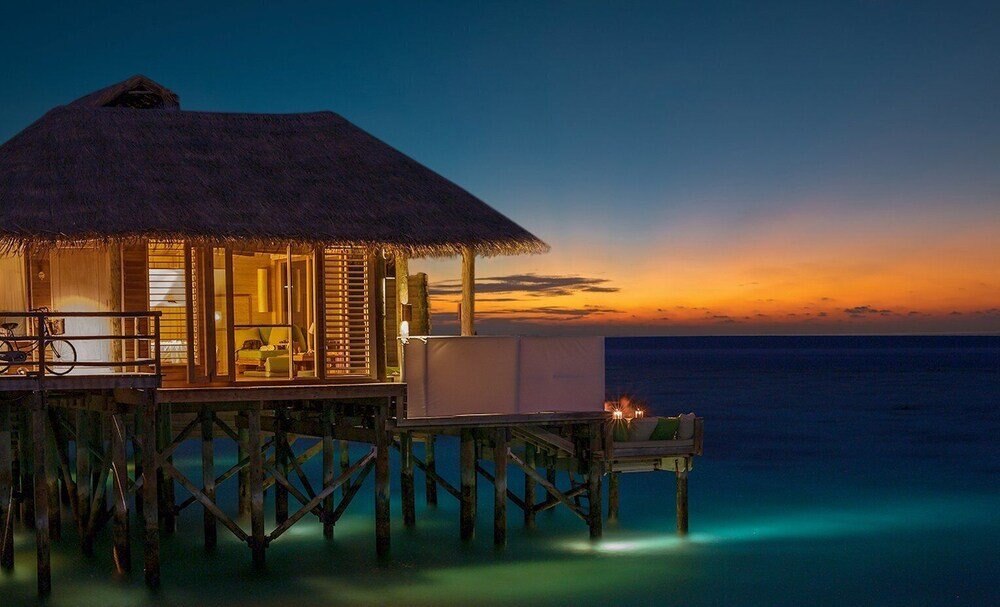 Six Senses Laamu Room Type - Sunset Laamu Water Villa with Pool
