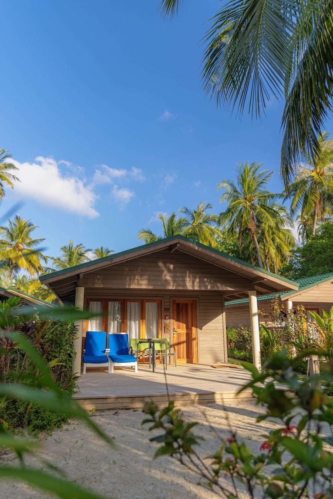 Meeru Island Resort & Spa Room Type - Family Villa