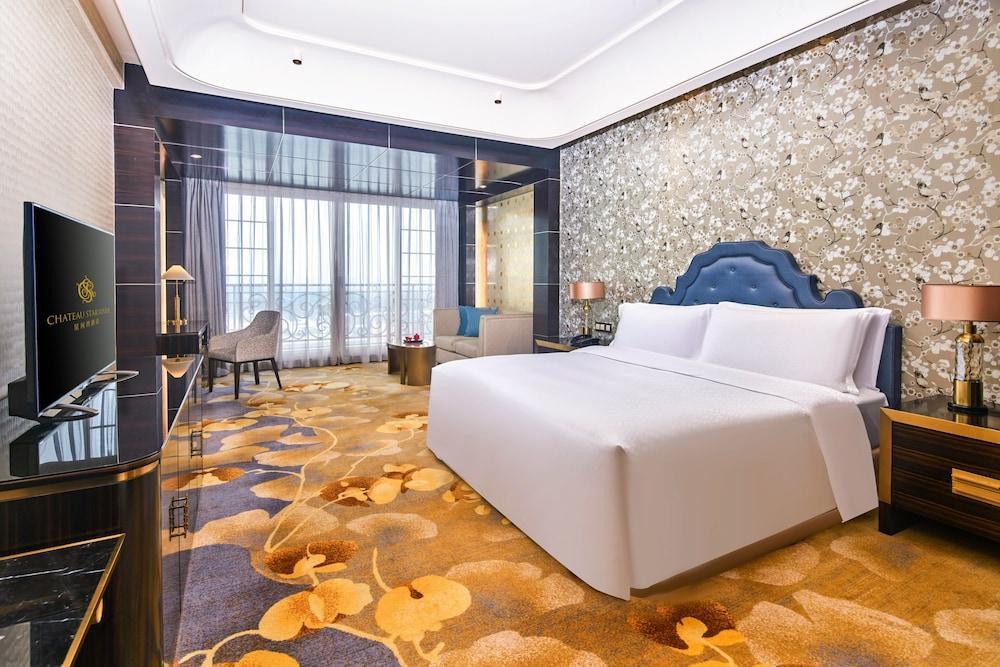 Chateau Star River Guangzhou Room Type - Deluxe Room City View