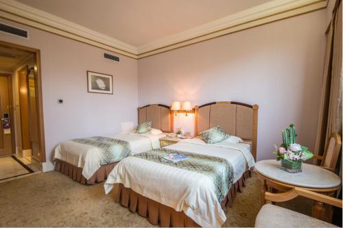 Panyu Hotel Room Type - Lianfeng Building Standard Twin Room Panyu Hotel Room Type - Lianfeng Building Standard Twin Room