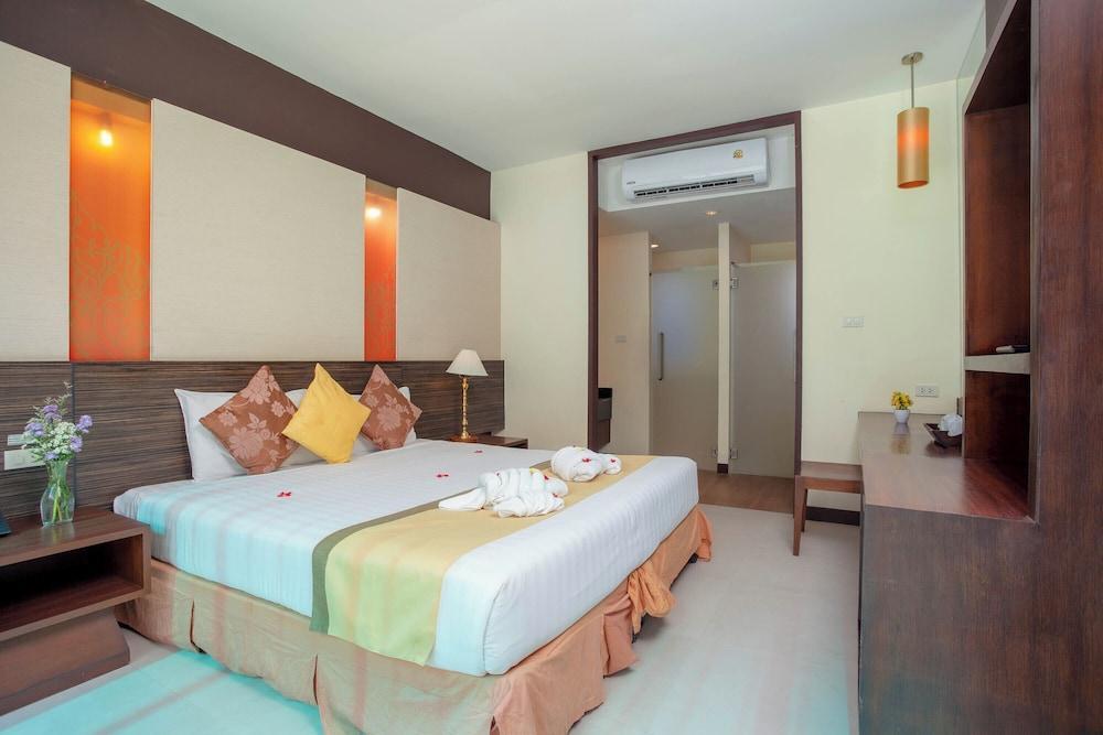 Al's Resort Room Type - Courtyard Suite