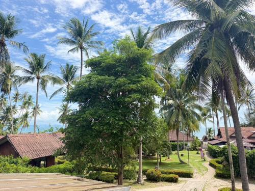 Am Samui Resort Room Type - Deluxe Studio Garden View - Second Floor