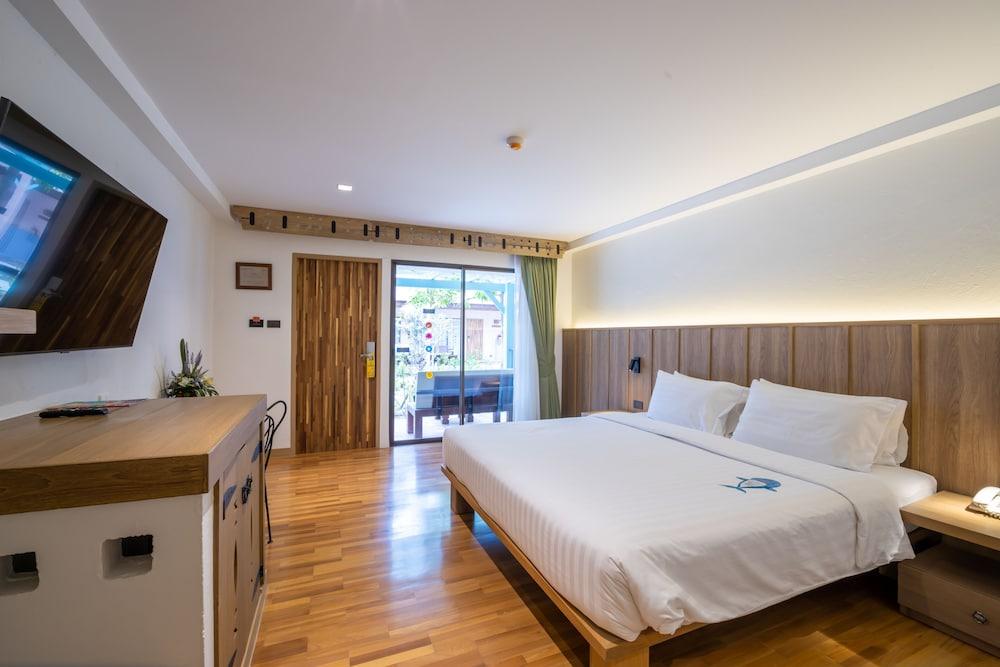 BAAN SAMUI RESORT Room Type - Deluxe Room, 1 Double or 2 Twin Beds BAAN SAMUI RESORT Room Type - Deluxe Room, 1 Double or 2 Twin Beds