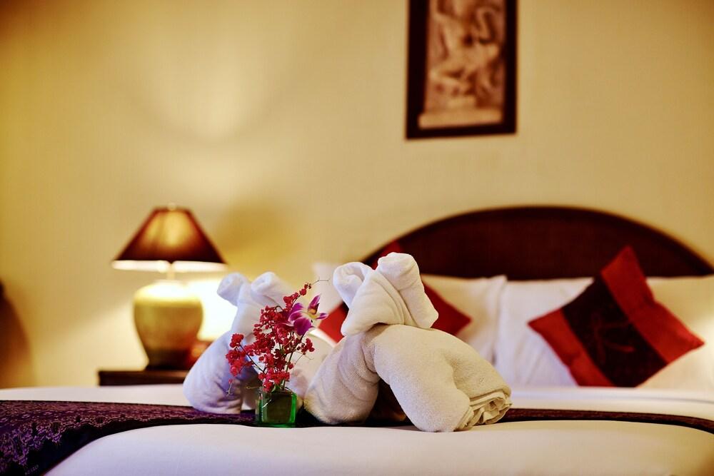 Samui Bayview Resort & Spa Room Type - Standard Double or Twin Room Samui Bayview Resort & Spa Room Type - Standard Double or Twin Room