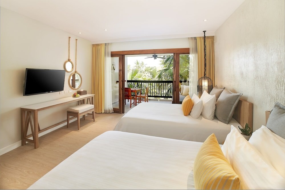 Bandara Resort & Spa Room Type - DLX Two Queens incl. Roundtrip Airport Transfer