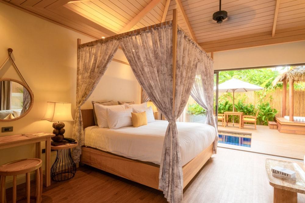 Bandara Resort & Spa Room Type - Courtyard Plunge Pool Villa with Roundtrip Airport Transfer