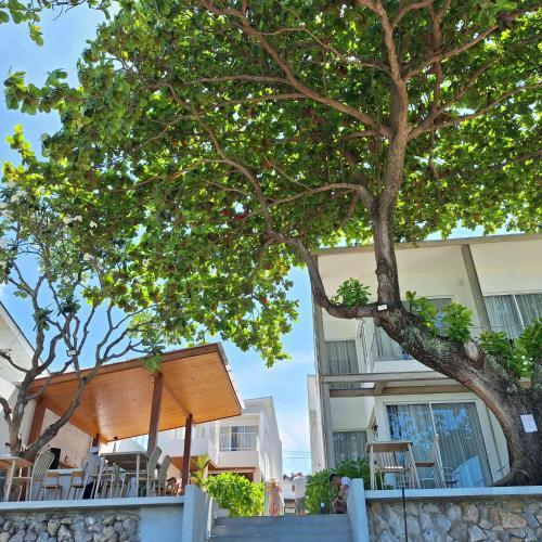 Baan Fah Resort - Tap to explore photos