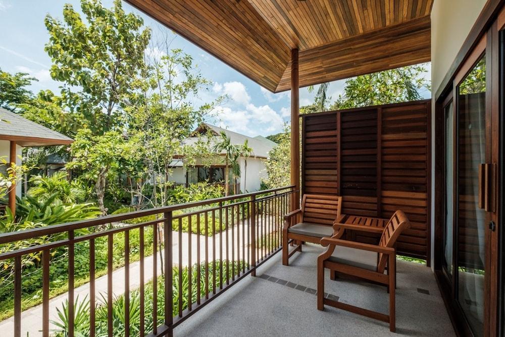 Banana Fan Sea Resort Room Type - Superior Balcony