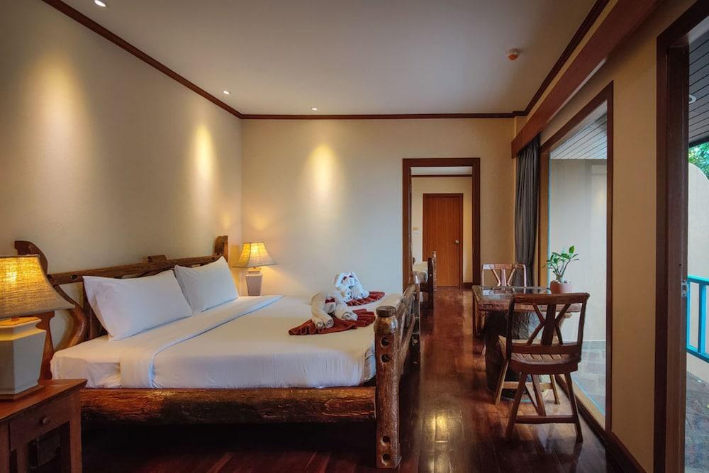 Baan Hin Sai Resort & Spa Room Type - Family Jacuzzi Suite