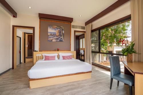 The Briza Beach Resort Samui Room Type - Deluxe Double Room with Balcony
