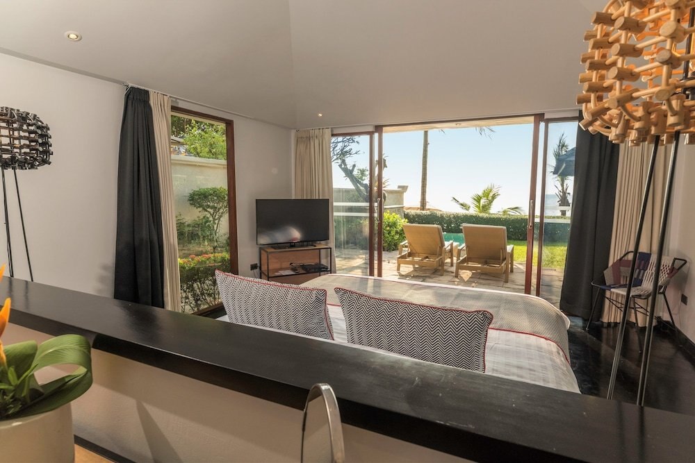 The Sunset Beach Resort & Spa Taling Ngam Room Type - Beachfront Jacuzzi Villa