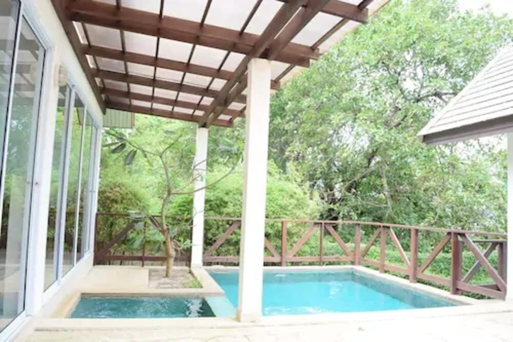 Coco Palm Beach Resort Room Type - Two-Bedrooms Pool Villa Beachfront with Private Plunge Pool