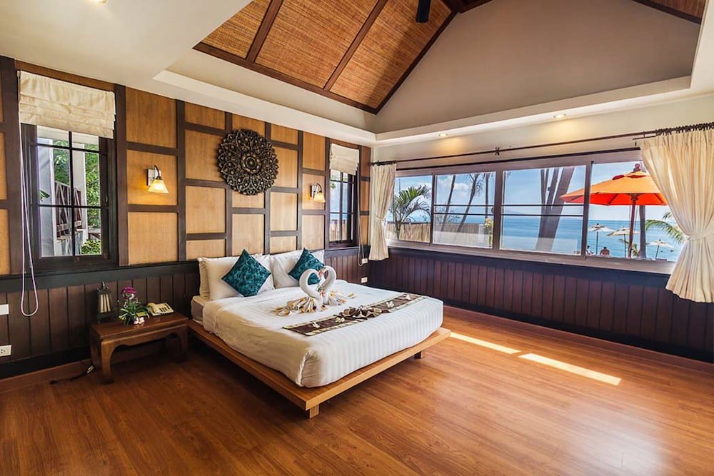 Coco Palm Beach Resort Room Type - Villa, 1 Double Bed, Beach View
