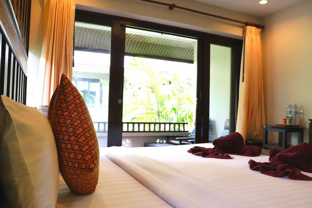 Chaweng Garden Beach Resort Room Type - Superior Double Room, Garden View