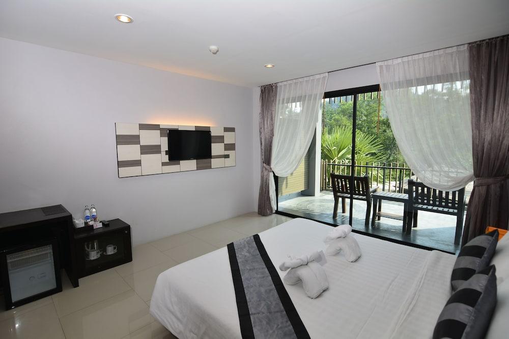 Chaweng Noi Pool Villa Room Type - Deluxe Room