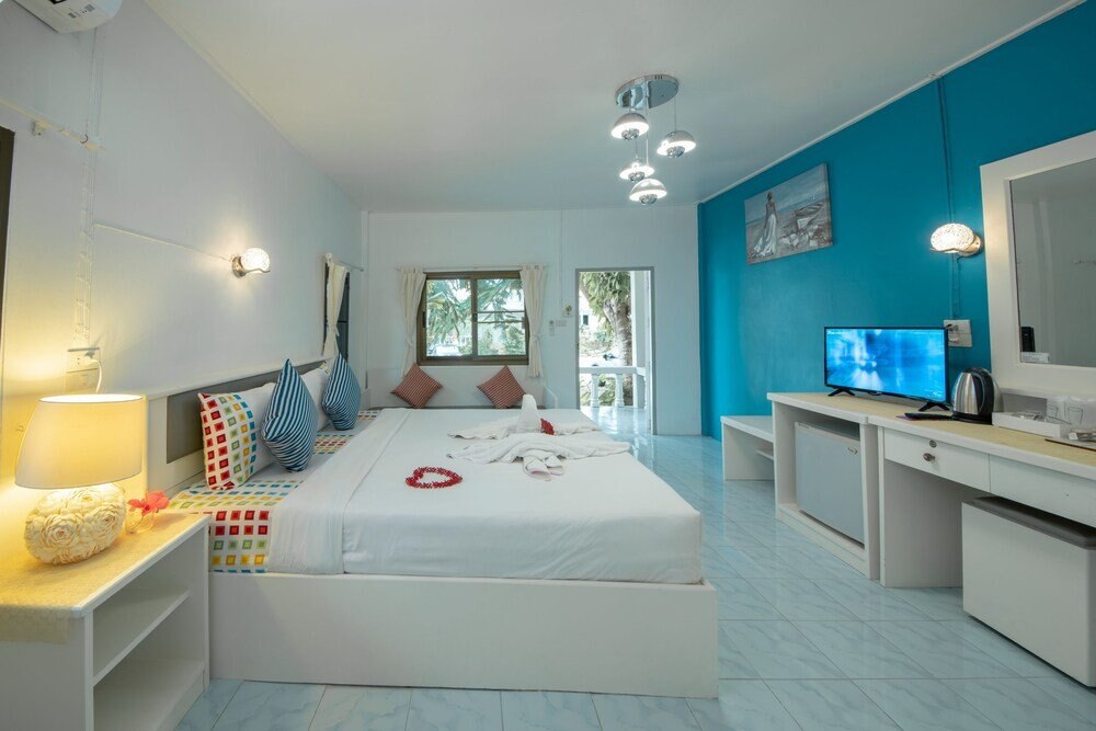 Bay Beach Resort Room Type - Standard Bungalow