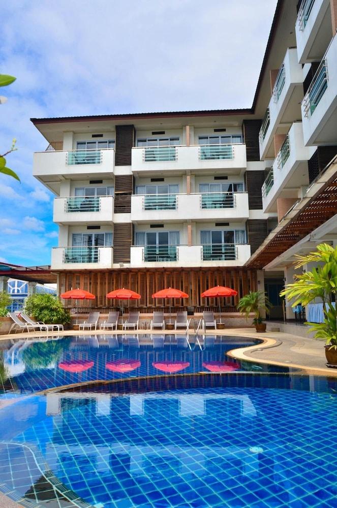 First Residence Samui - Tap to explore photos