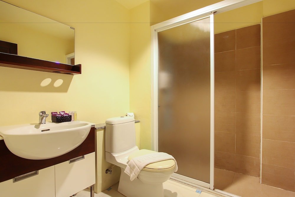 D Varee Diva Avenue Samui Koh Samui 1 9 4 2 Hotel Price Address Reviews