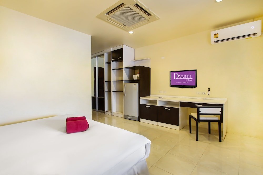 D Varee Diva Avenue Samui Koh Samui 1 9 4 2 Hotel Price Address Reviews