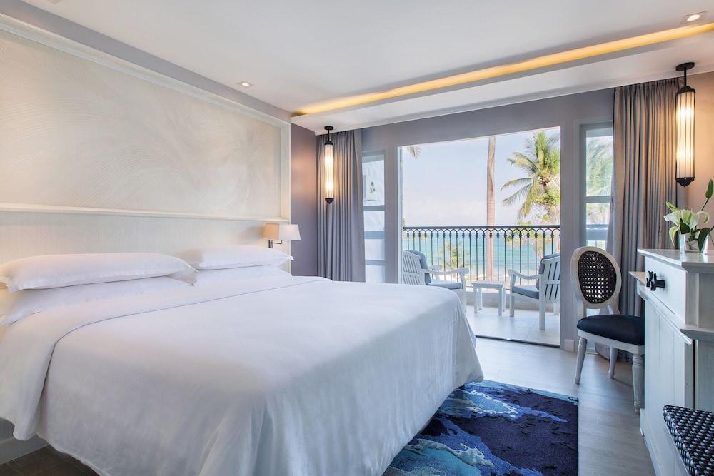 Sheraton Samui Resort Room Type - Room, 1 King Bed, Balcony