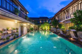 B House Samui - Tap to explore photos