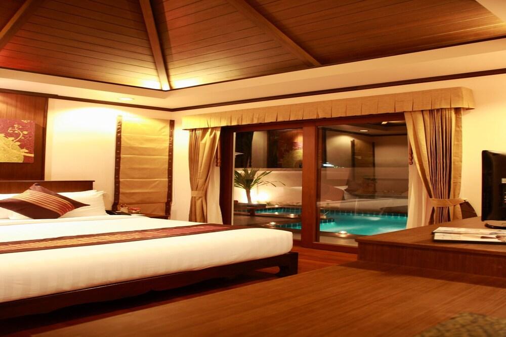 Kanok Buri Resort Room Type - Private Plunge Pool Villa