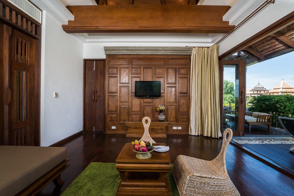 Royal Muang Samui Villas - Tap to explore photos