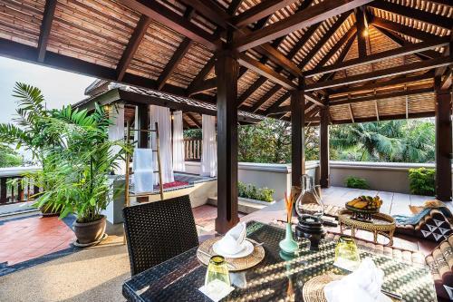 Muang Samui Spa Resort - Tap to explore photos