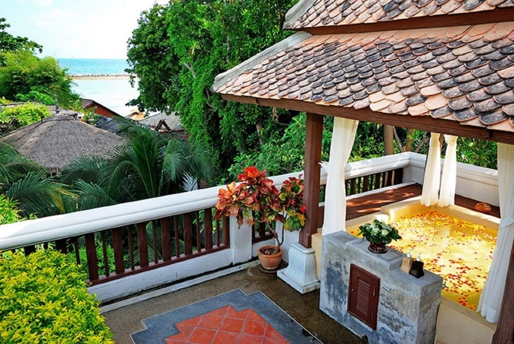 Muang Samui Spa Resort Room Type - Royal Suite Sea View