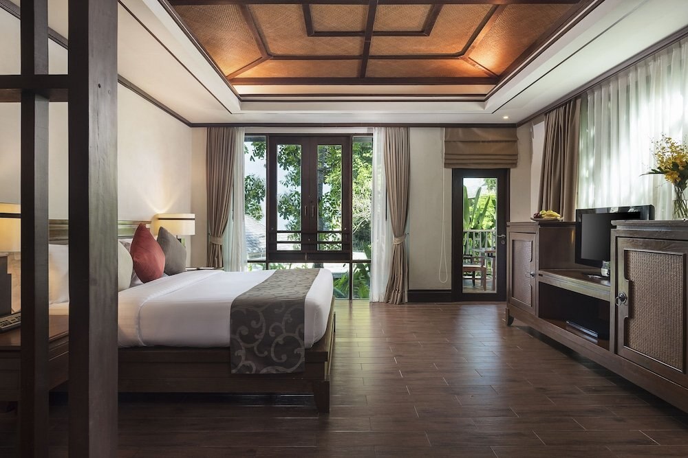 Nora Buri Resort & Spa Room Type - Deluxe Room Hillside