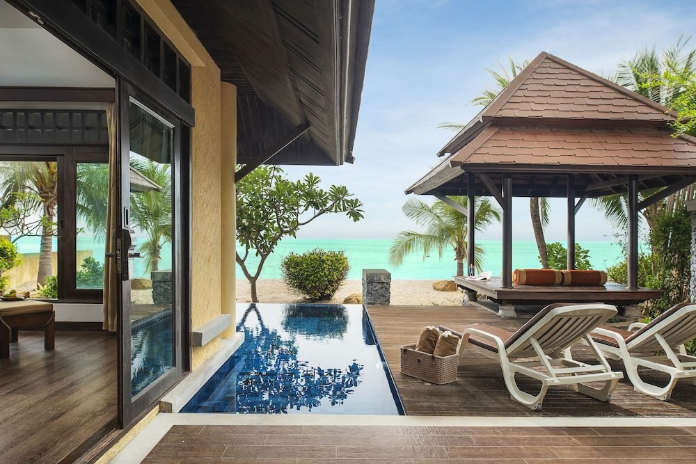 Nora Beach Resort and Spa Room Type - Beachfront Pool Villa Suites