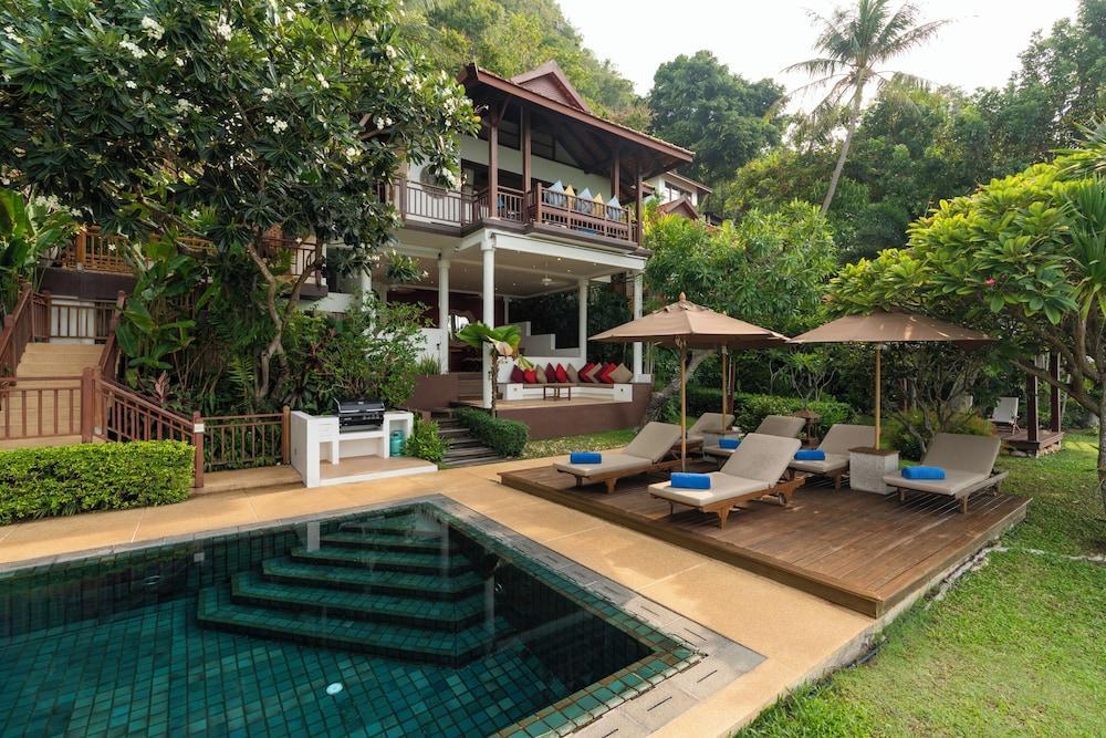 Napasai Samui Room Type - Three Bedroom Oceanfront Pool Residence