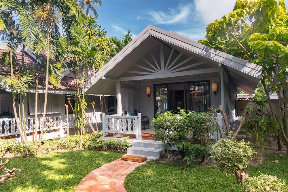 Paradise Beach Resort Samui Room Type - Villa, 1 King Bed, Garden View, Garden Area