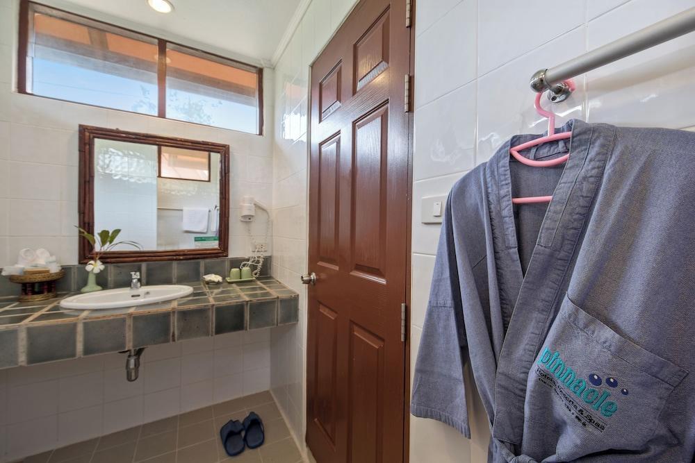 Pinnacle Samui Resort SHA Plus - Tap to explore photos