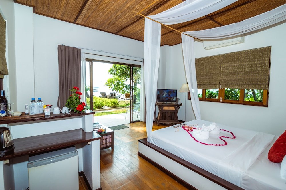 Saboey Resort and Villas - Tap to explore photos
