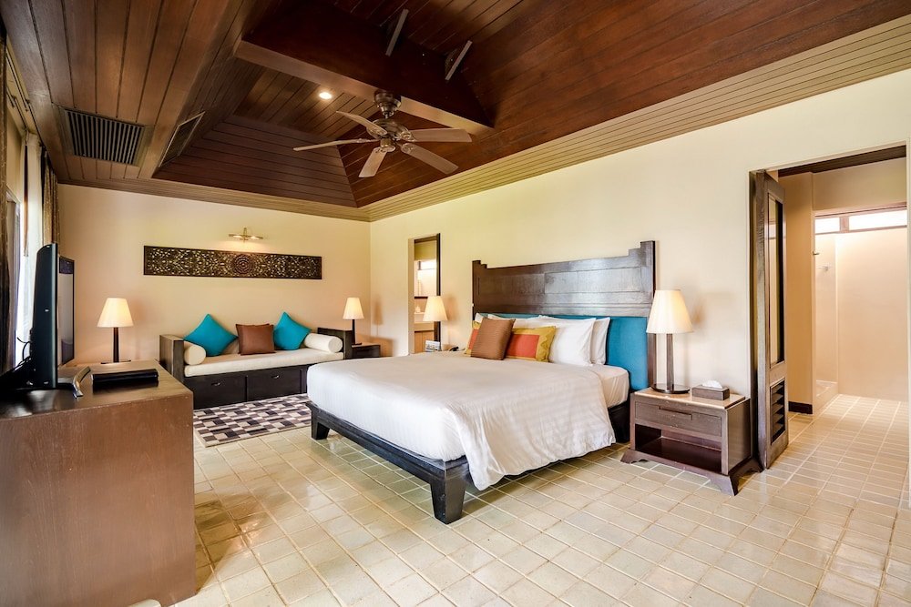 Impiana Beach Front Resort Chaweng Noi, Koh Samui Room Type - Honeymoon Suite