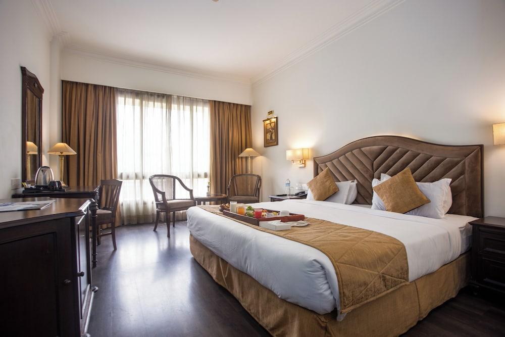 Grand Hotel Room Type - Executive Room