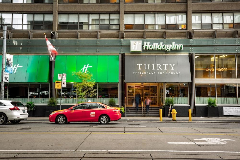 Holiday Inn TORONTO DOWNTOWN CENTRE - Tap to explore photos