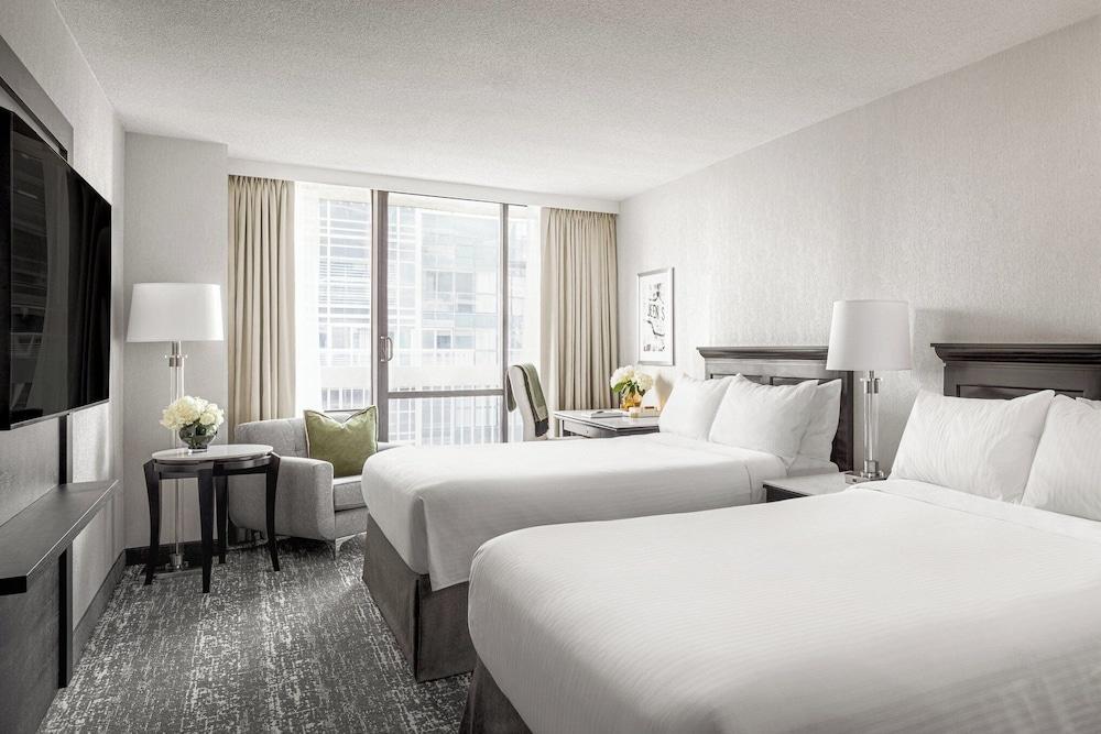 Chelsea Hotel, Toronto Room Type - Standard Room, 2 Double Beds (Chelsea) Chelsea Hotel, Toronto Room Type - Standard Room, 2 Double Beds (Chelsea)