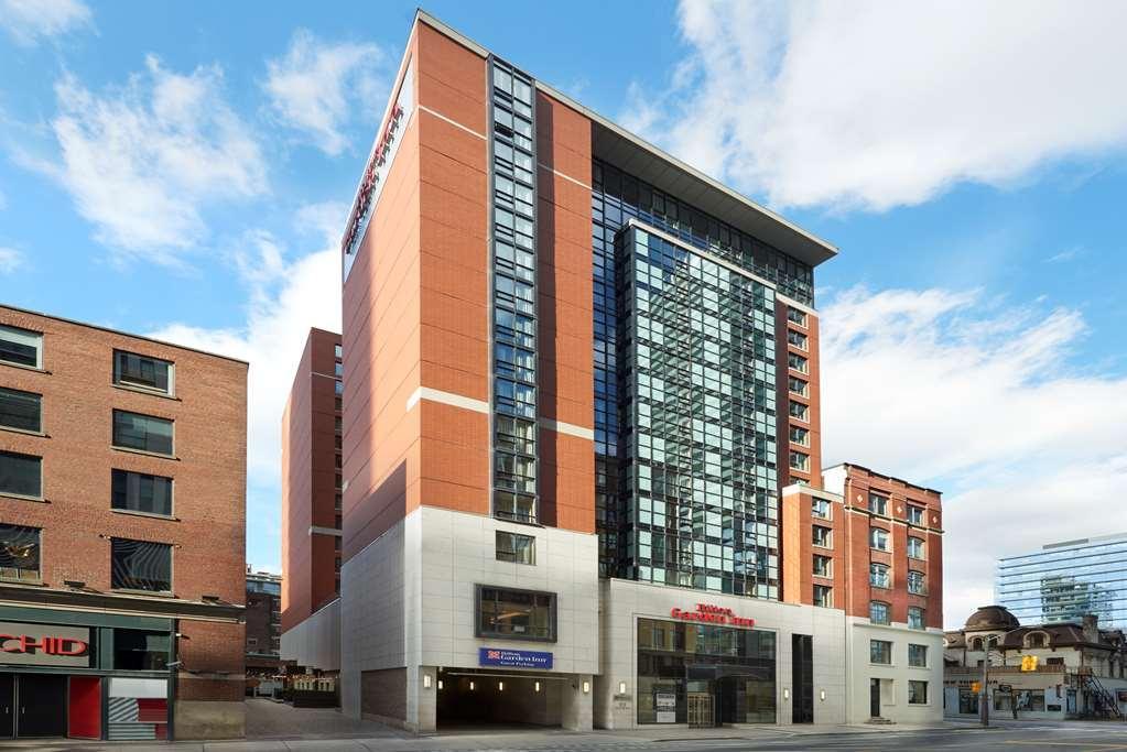 Hilton Garden Inn Toronto Downtown - Tap to explore photos