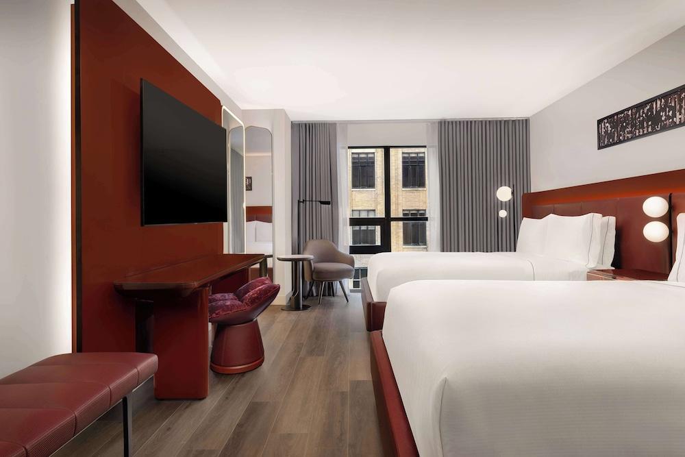 Revery Toronto Downtown Curio Collection by Hilton Room Type - 2 QUEEN BEDS