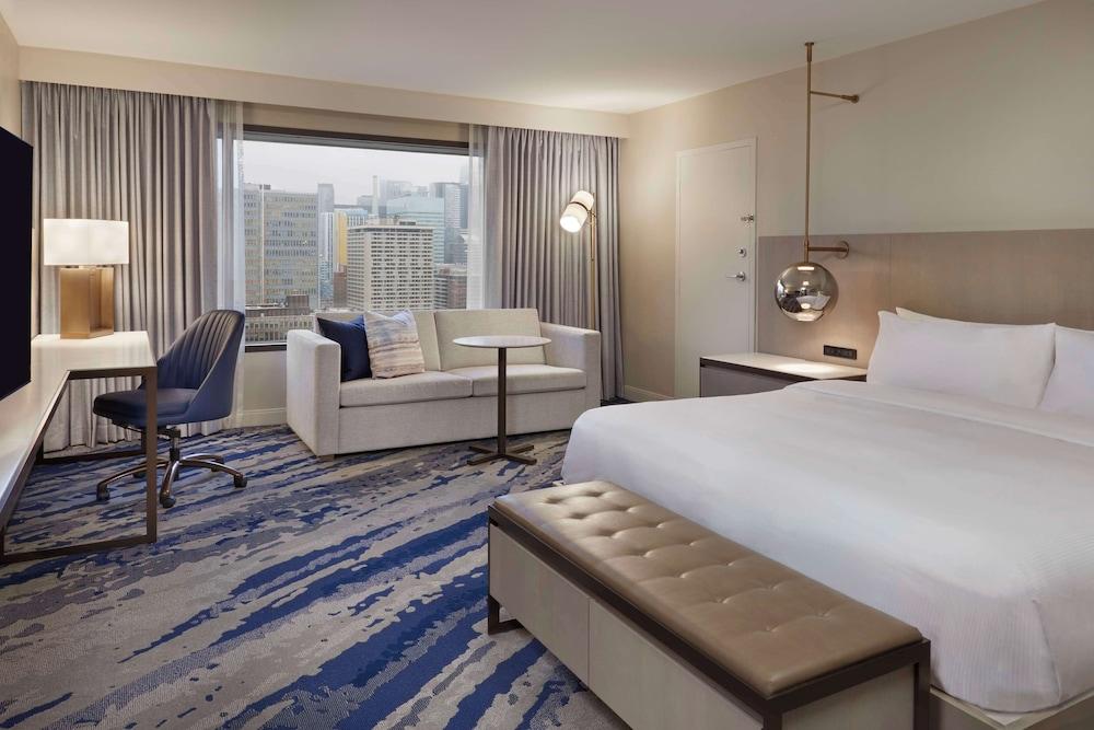 Hilton Toronto Room Type - ONE KING BED WITH SOFABED Hilton Toronto Room Type - ONE KING BED WITH SOFABED