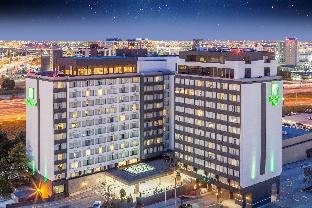Holiday Inn Toronto - Int'l Airport - Tap to explore photos
