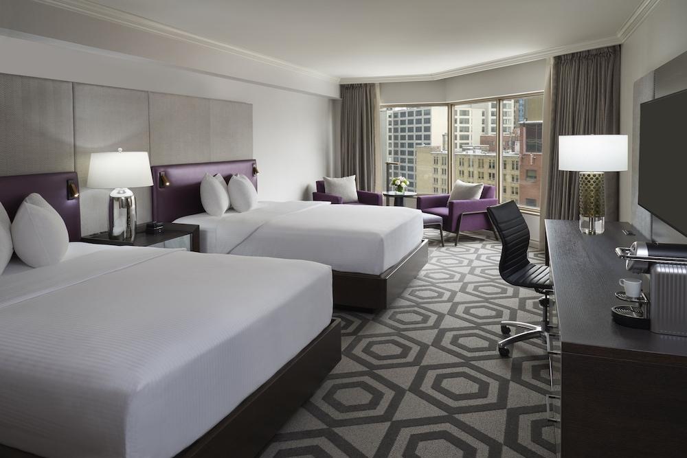 InterContinental TORONTO CENTRE Room Type - 2 Double Premium Club Lounge Access