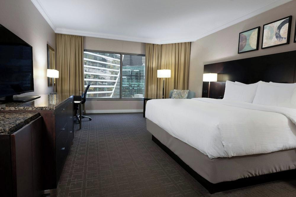 InterContinental TORONTO CENTRE Room Type - Classic Room, 1 King Bed
