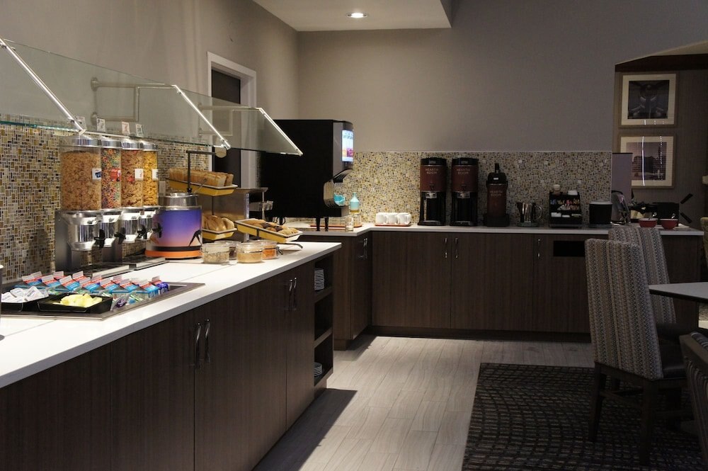 Residence Inn by Marriott Toronto Airport - Tap to explore photos