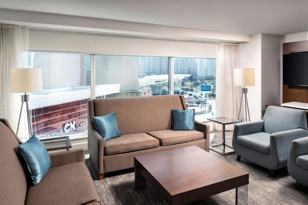Toronto Marriott City Centre Hotel Room Type - Suite, 1 Bedroom, Tower (View)