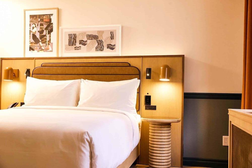 Union Hotel Room Type - Room, 1 Queen Bed (Swanky Queen)