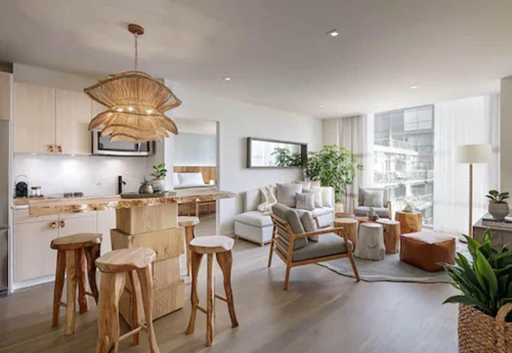 1 Hotel Toronto Room Type - Skyline 1 Bedroom Flat