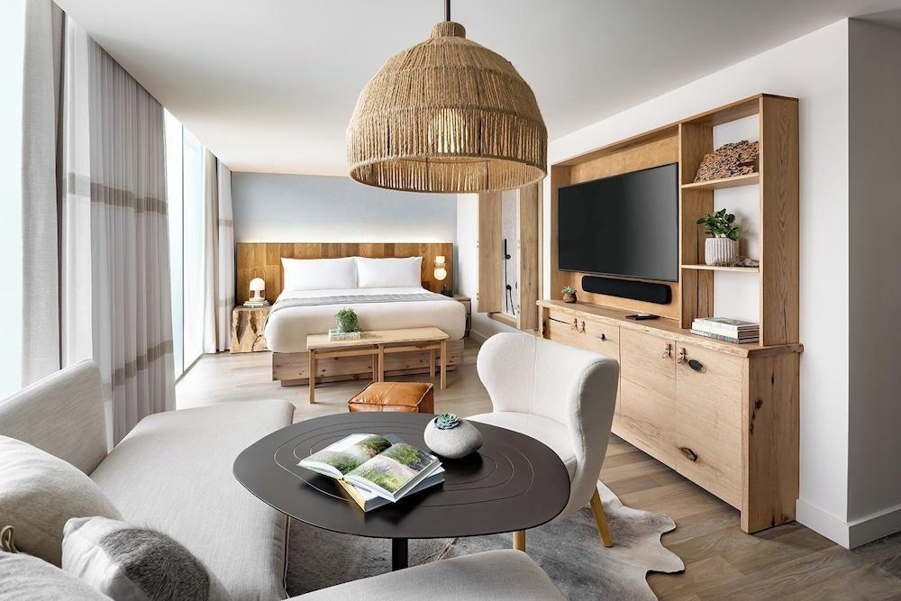 1 Hotel Toronto Room Type - Studio Suite